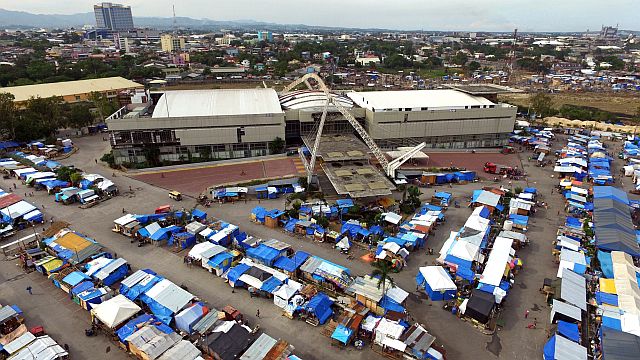 The Mandaue City government will purchase the Cebu International Convention Center (CICC) building from the provincial government and convert it into an exhibition center. Right now, the damaged building houses the victims of a fire which razed two barangays in Mandaue some months ago. (CDN PHOTO/TONEE DESPOJO)