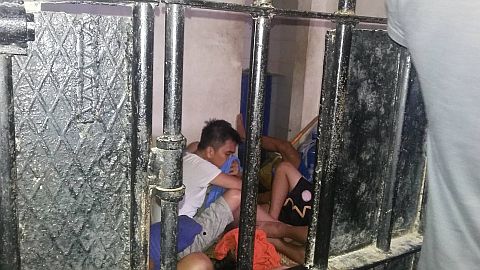 PDEA-7 arrested eleven drug peddlers including a medical doctor during  three separate buy-bust operation in Cebu City (CDN PHOTO/ BENJIE TALISIC)