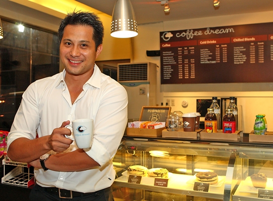 Businessman Glenn Anthony Soco, president anf founder Coffee Dream in his Gorordo branch.(CDN PHOTO/TONEE DESPOJO)