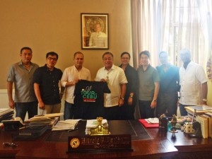 Gov. Hilario Davide III (fourth from left), is paid a courtesy visit by Performance and Classics Enthusiasts (PACE) members (from left) Mike Jo, Harold Ong Badilles, Danao Vice Mayor and PACE president Red Durano, Darren Deen, Chris Aldeguer, Dr. Peter Mancao, and Sophie delos Santos, Manila Sports Car Club (MSCC) Secretary and Tour de Cebu event organizer. The Tour de Cebu touristic rally, which will be held Dec. 5 to 7, aims to raise funds for ERUF.  contributed photo