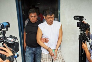 Allan Quilbio is presented to the media after his arrest for allegedly abducting a 5-year-old boy from Bacolod City Quilbio is the boy's tutor. (CDN PHOTO/ JUNJIE MENDOZA)