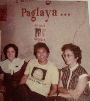 Dodong Holganza visited in jail by then citizen Cory Aquino and daughter, Ballsy. (Contributed)