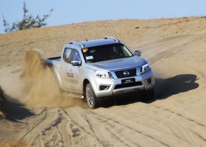 Not even the fine and soft sand of the La Paz Sand Dunes could stop the Navara from performing at its best.  CDN PHOTO/BRIAN J. OCHOA