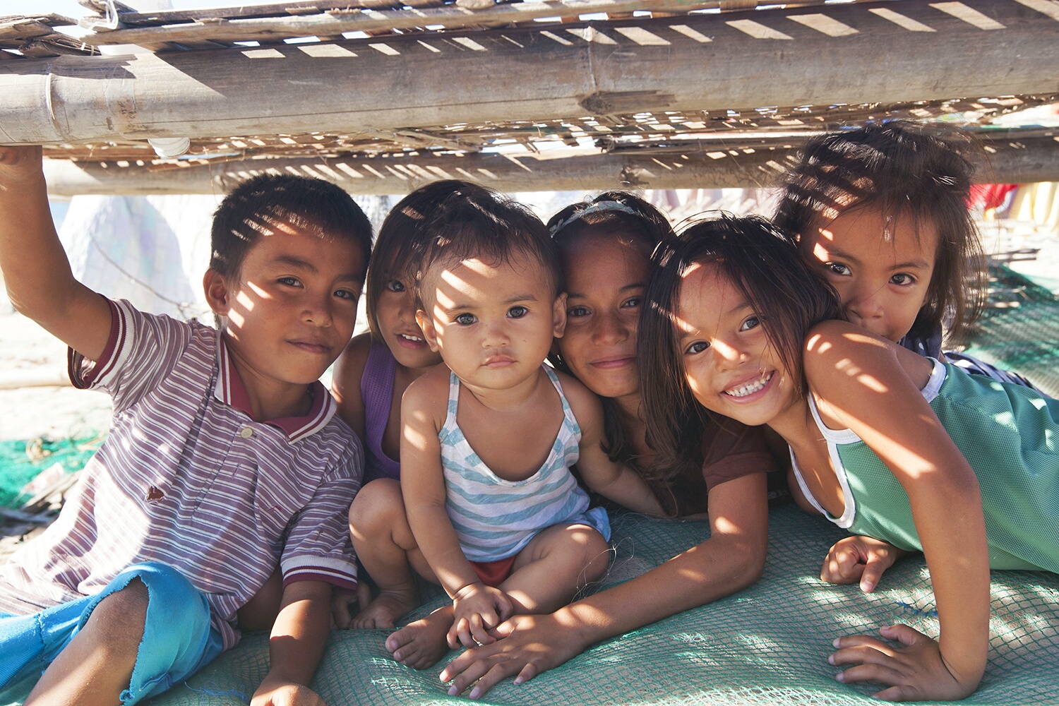 Children in the fishing village of Madridejos. (CDN PHOTO/TONEE DESPOJO)