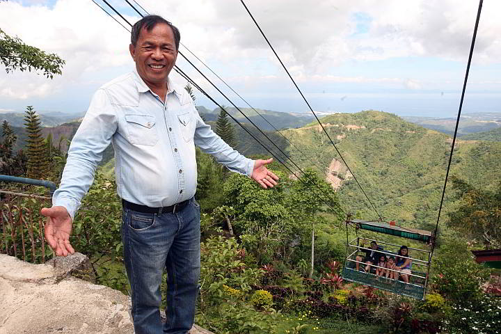 Talisay City Mayor Johnny V. delos Reyes shows his mountain resort in Balamban town. (CDN Photos/Tonee Despojo)