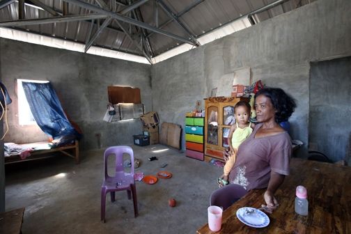 Basion Ilustrisomo and her family adjust to living in their new house, which will be formally turned over to them sometime this month.(CDN/JUNJIE MENDOZA)