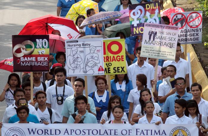 Students and members of different Catholic organizations and clergy join the Solidarity Walk against same sex marriage that started at Fuente Osmena to the Cebu Metropolitan Cathedral. (CDN PHOTO/ JUNJIE MENDOZA)