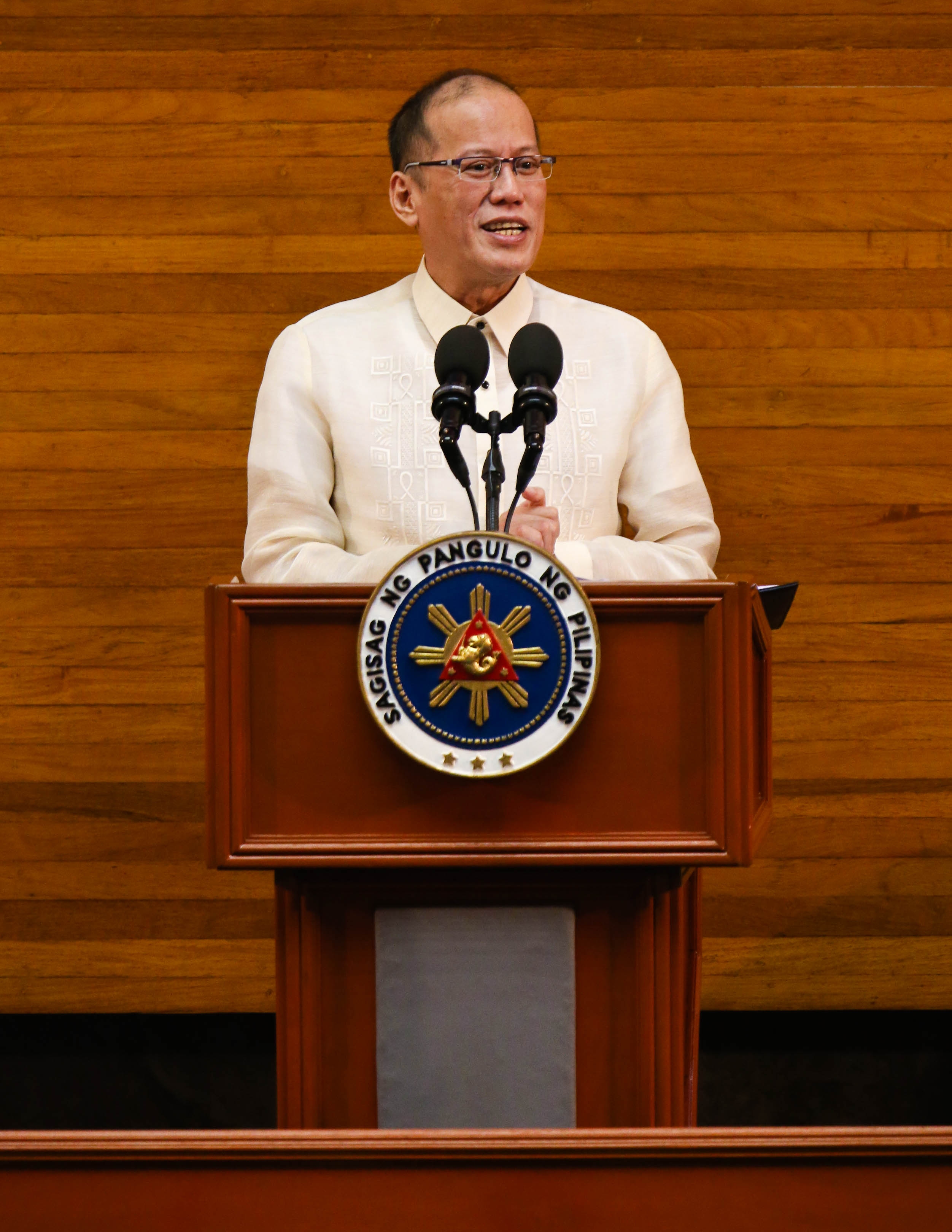 Pres. Benigno S. Aquino III during his speech in his final SONA inside the Congress' Plenary Hall. (INQUIRER)