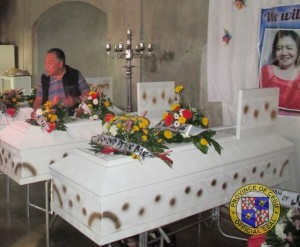 Gov. Hilario Davide III visits the vigil wake of  victims of MB Kim Nirvana-B in Pilar town, Camotes Island.(CONTRIBUTED)