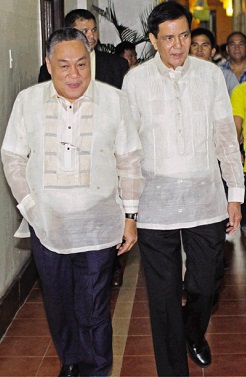 Gov. Hilario Davide III (left) and Cebu City Mayor Michael Rama (right) vow to do even better next year.   (CDN FILE PHOTO)