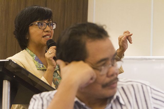 BBL FORUM/OCT 19,2015: Chief government negotiator Miriam Coronel-Ferrer brief Cebu media on the BBL law together with MILF chief negotiator Mohagher Iqbal during a round table discussion with at Bayfront Hotel in Cebu City. (CDN PHOTO/TONEE DESPOJO)