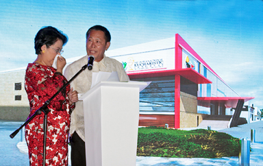   Rafaelito A. Barino and  wife Fe of Duros Development Corp. recall their decision to shoulder the cost of building the Pavilion  for “God’s greater glory”.  Fe, who paused to wipe tears as an image of the Pavilion flashed on screen behind them,   said  their lives and  the company have been blessed many times over.  Joseito said this  was “payback”. The project’s turnover to the Archdiocese of Cebu and thanksgiving Mass was held in the plenary hall (below) where DDC also marked  its 25th anniversary. The Pavilion will open to the public today for Holy Mass for   the Feast of Christ the  King. CDN PHOTO/JUNJIE MENDOZA 