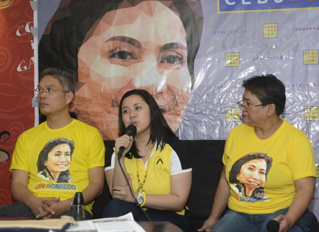 Jessica "Aika" Marie G. Robredo (center), the eldest daughter of the late Interior and Local Governments secretary Jesse Robredo and LP vice presidential candidate Leni Robredo during the launching of Cebu for Leni movement. With her is Haley Atienza and lawyer Magdalena Lepiten, both coordinators of the movement. (CDN PHOTO/CHRISTIAN MANINGO)