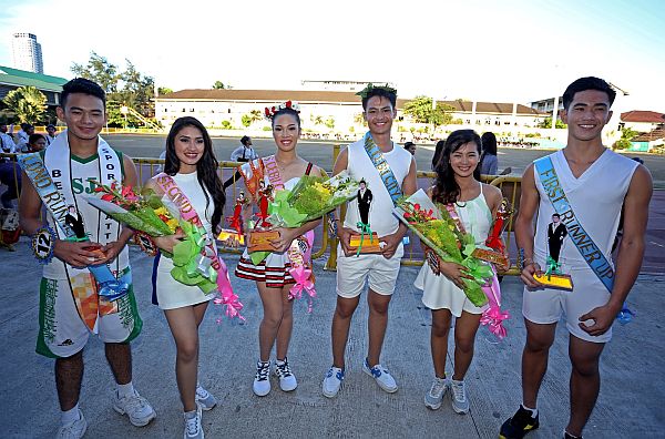 MR & MS CEBU CITY OLYMPICS WINNERS. From left, Secondary Mr. and Ms. Cebu City 2nd runners-up Christian Dell Clint Dado of USJ-R and Cestine Aury Fenix of Cebu Bradford School; Ms. and Mr. Cebu City Olympics 2015 Alessandra Danicka Demillo of Abellana National School and Sharveen Hafeel of Salazar Colleges of Science and Institute of Technology; 1st runners-up Miccavine Louise Otida of San Isidro Parish School and Jhaylord Castro of Abellana. (CDN PHOTO/LITO TECSON)