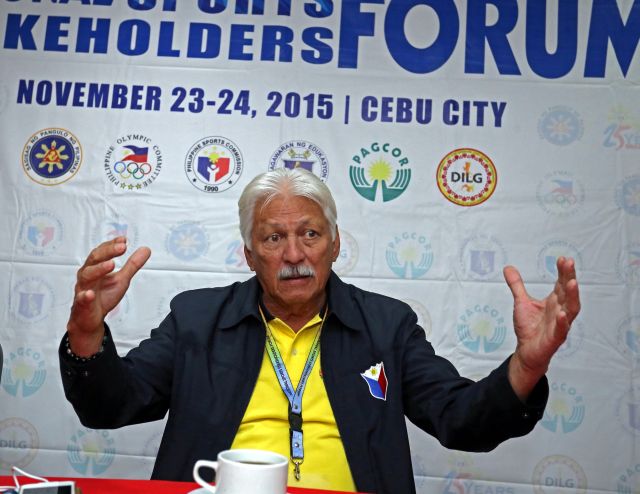 Philippine Sports Commission (PSC) chairman Ricardo Garcia stresses a point during the National Stakeholders Forum at the Crown Regency Hotel. (CDN PHOTO/LITO TECSON)