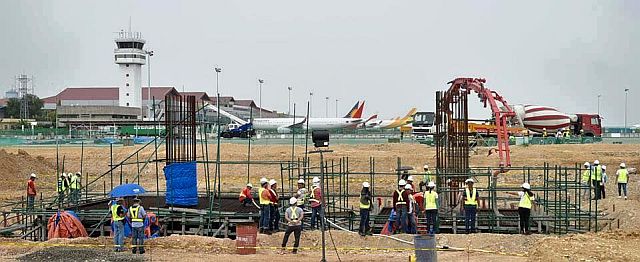 Construction of the Mactan-Cebu International Airport's new terminal officially starts with the first concrete pouring today. The terminal is set for completion by summer of 2018. (CONTRIBUTED PHOTO)