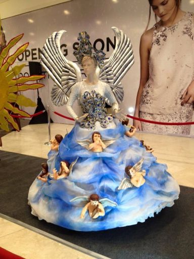 Sinulog festival gown with angels by Malayka Yamas, which won the Best Festival Gown in the 2014 Aliwan Festival, is being displayed at Robinsons Galleria Cebu. (CONTRIBUTED PHOTO)