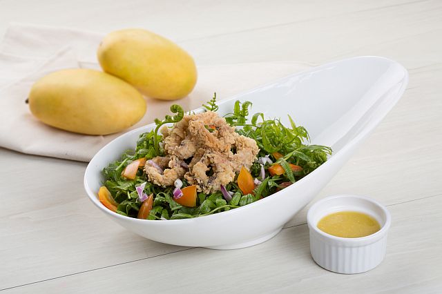 Pako  Salad with Calamari