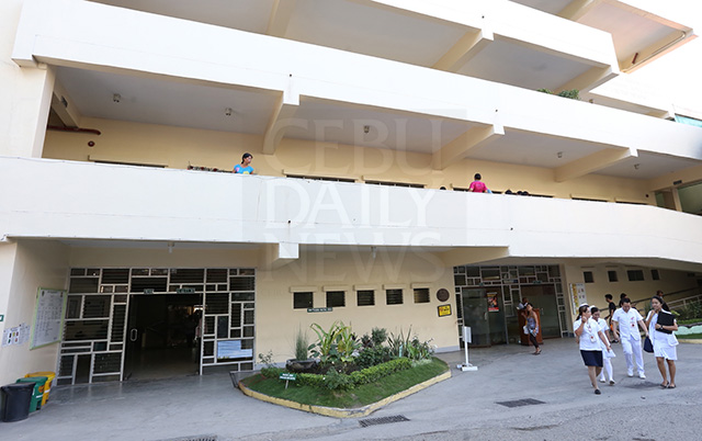 The exit gate of the Vicente Sotto Memorial Medical Center were a woman posing as a nurse walked out on Jan. 4, 2016 after stealing a newborn baby by fooling his parents to hand him over for laboratory exam. (CDN PHOTO/JUNJIE MENDOZA)