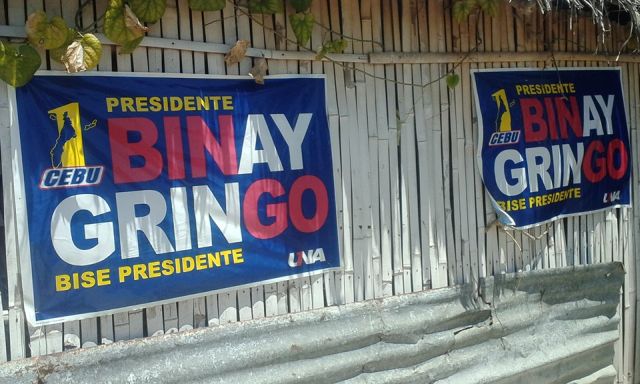 Campaign posters were installed in different areas Baragay Hilantagaan with UNA and One Cebu logo. (CDN PHOTO/MICHELLE JOY L.ADAYHAG)