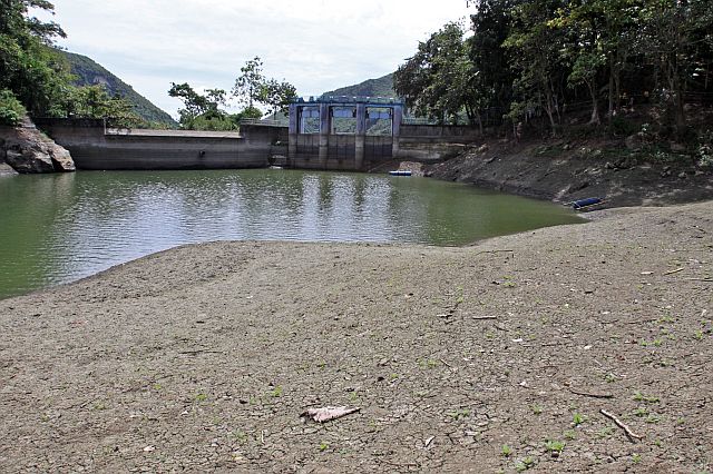BUHISAN DAM/FEB. 13, 2013: The management of Metro Cebu water District (MCWD) is planning to remove suspended silt from the basen of the reservoir in order to store more water.(CDN PHOTO/JUNJIE MENDOZA)