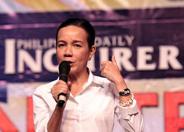 PDI SENATE FORUM/APRIL 26, 2013: Former MTRCB chairperson Grace Poe during the 3rd Philippine Daily Inquirer Senate forum held in Cebu Cultural Center in the UP Campuz.(CDN PHOTO/JUNJIE MENDOZA)