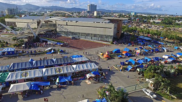 MANDAUE FIRE VICTIMS/MARCH 13,2016: Firevictims of built their makeshift tents arround the controversial Cebu International Convention Center (CICC). As we celebrate March as Fire Prevention Month some eight hundred families were homeless last Saturday in brgys Guizo and Mantuyong, Mandaue CIty. (CDN PHOTO/FERDINAND EDRALIN)