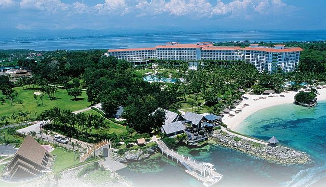 Shangri-La’s Mactan Resort and Spa is a favorite destination for locals and tourists alike, especially during Holy Week and summer. (SHANGRI-LA.COM)