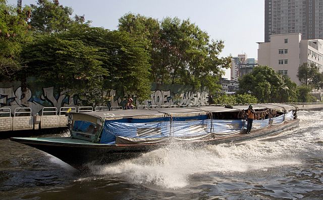 A canal boat makes its way through central Bangkok, Thailand in this Jan. 8, 2015 file photo. (AP)