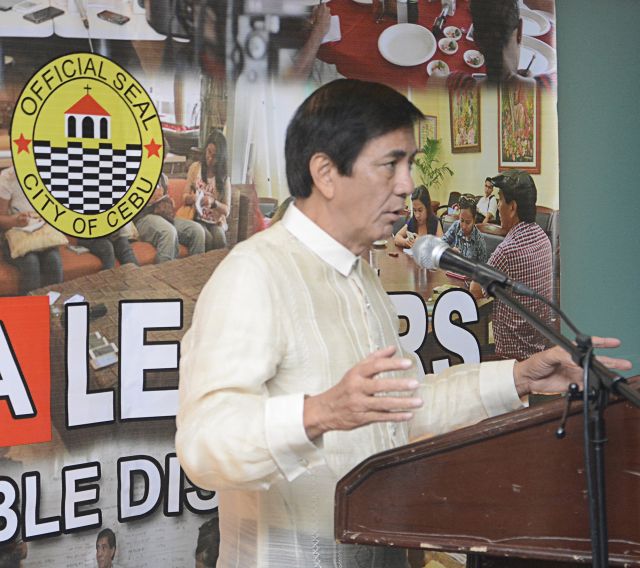 Cebu City Mayor Michael Rama,  in a forum with media leaders, calls on local media to be vigilant in monitoring any unusual movements by police or groups during the election. (CDN PHOTO/CHRISTIAN MANINGO)