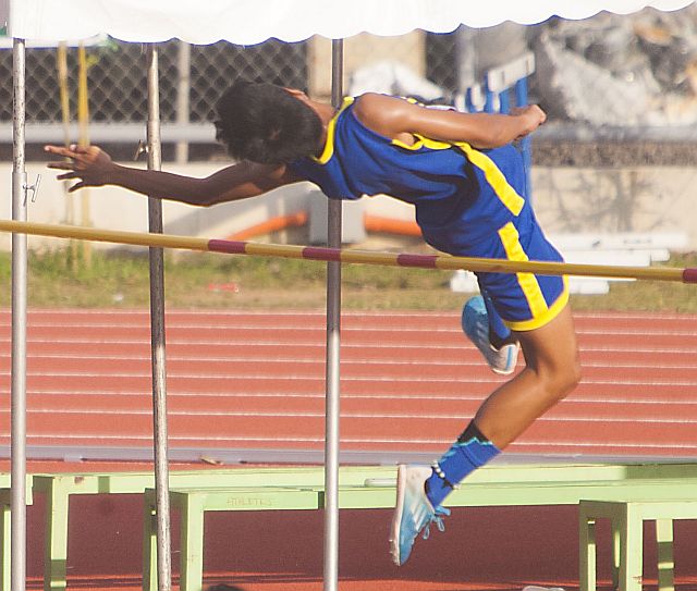 Angelo Sotto of Central VIsayas wins the gold medal in secondary high jump. (CDN PHOTO/TONEE DESPOJO)