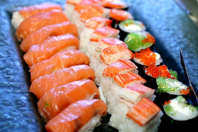  Assorted Sushi