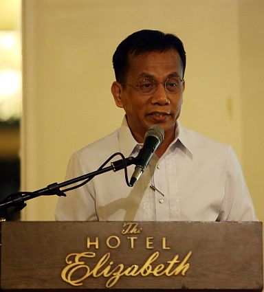 DR ARSENIO BALISACAN TALK/MAY 16,2016:NEDA Sec. Arsenio Balisacan talk during the Public Consultation on the Implementing Rules and Regulations at Elizabeth hotel.(CDN PHOTO/LITO TECSON)