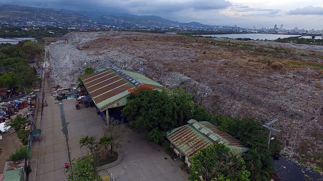 INAYAWAN DUMPSITE/MAY22,2016: An aerial view of the INyawan dumpsite of which the Mayor-elect Tomas Osmena planned to re-open. (CDN PHOTO/TONEE DESPOJO)