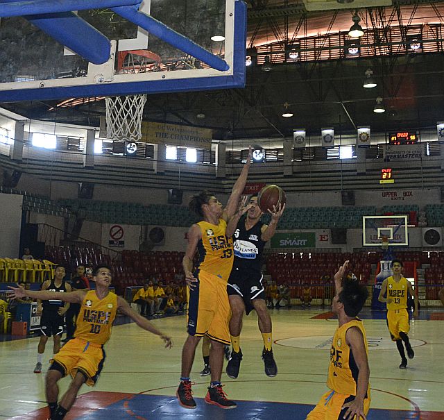 CESAFI PARTNERS CUP/MAY 21, 2016 Delator (5) of University of Cebu/Highlands Cornedbeef. CDN PHOTO/CHRISTIAN MANINGO)