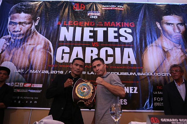 Longest Reigning Champion Donnie AHAS Nietes of ALA gym pose with his opponent from Mexico Raul RAYITO Garcia for their WBO World Jr Flywright Championship of the Pinoy Pride 36 A Legend in the Making La Fisher hotel Bacolod City. (CDNPHOTO/LITO M. TECSON)