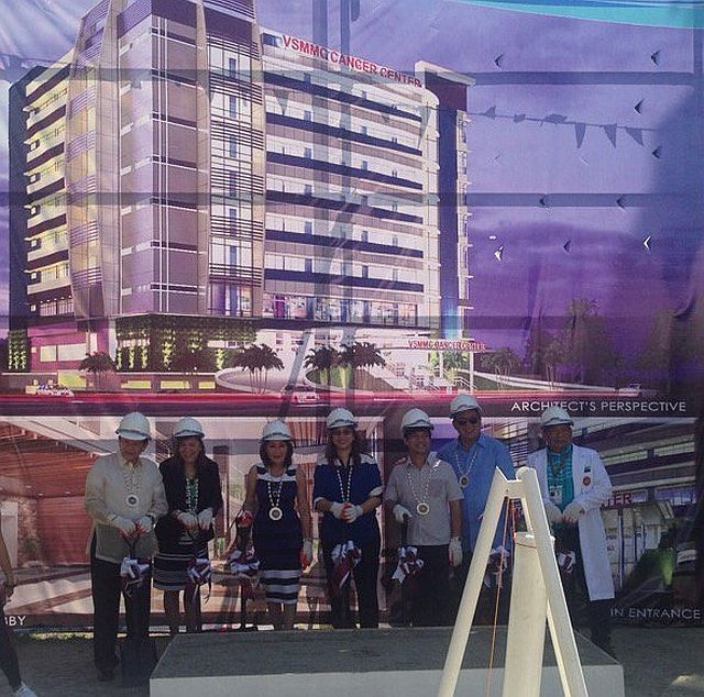 Groundbreaking of the first government-run Cancer Center in Central Visayas with DOH Sec. Janette Garin. (CDN PHOTO/NESTLE L. SEMILLA)