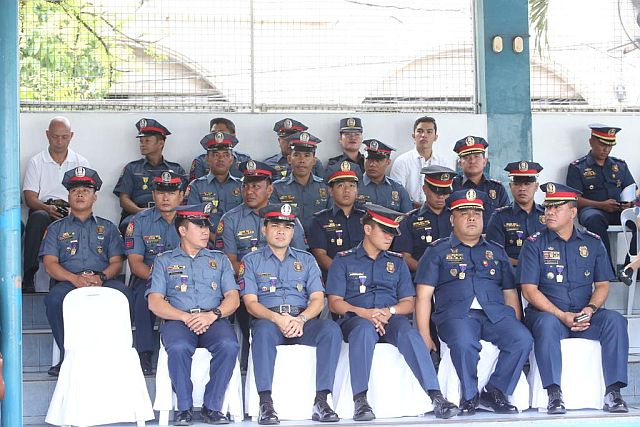 The PRO 7 personnel who were given recognition for their achievements in the fight against crime in Central Visayas. (CDN PHOTO/LITO TECSON)