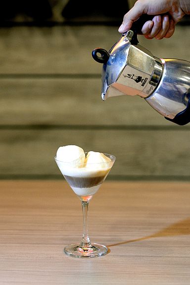 Affogato - Vanilla gelato topped with Moka Espresso