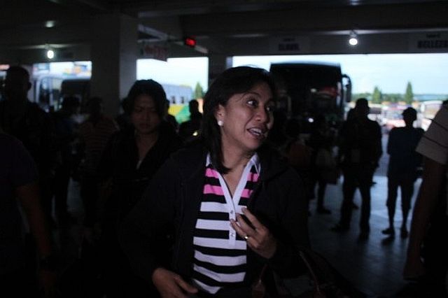 Robredo arrives at the Naga Central Bus Terminal, her first trip by bus after her inauguration as Vice President.