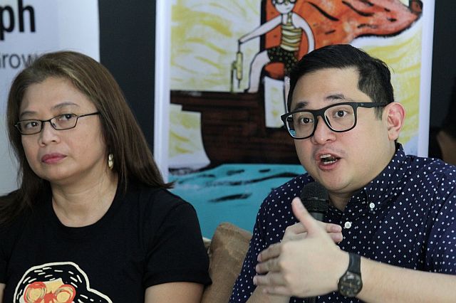 Senator Paulo Benigno “Bam” Aquino IV (right) and Tina Amper, Geeksonabeach.com founder, gives updates about startups and small business enterprises at TechTalks.ph. Aquino was also the speaker at the Launchpad program launching of the Department of Trade and Industry. (CDN PHOTO/JUNJIE MENDOZA)