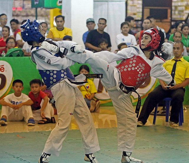 Veronica Garces (right) in action during the 7th MILO National Little Olympic in Laguna last year. (CDN FILE PHOTO)