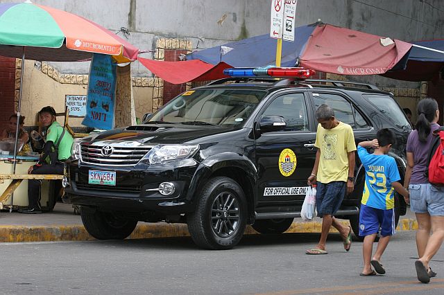  This Sports Utility Vehicle (SUV) being used as a  patrol car is one of the 28 vehicles given by former Mayor Michael Rama, which the city may order recalled. (CDN FILE PHOTO)