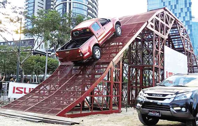 The 20-foot “Thrill Hill” during the Isuzu 4X4 Action Playground at the Bonifacio Global City last year.