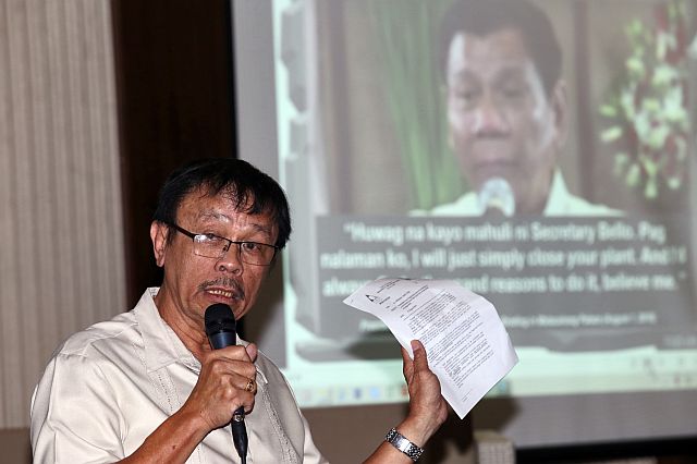 Director Exequiel R. Sarcauga of the Department of Labor in Central Visayas discusses labor contractualization during the CCCI Labor Relations Forum at the Golden Prince Hotel in Cebu City. (CDN PHOTO/JUNJIE MENDOZA)