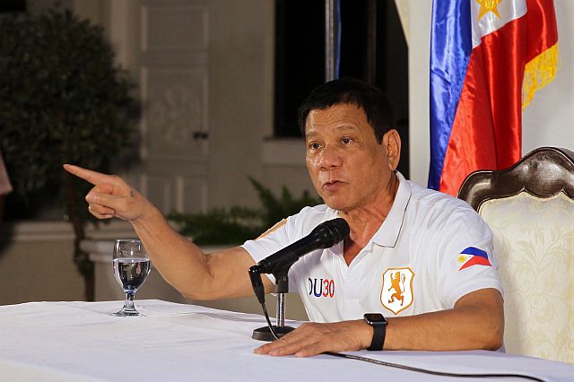 President Rodrigo Duterte says he’s giving the presidential appointees one week to resign from their posts.  (INQUIRER PHOTO)