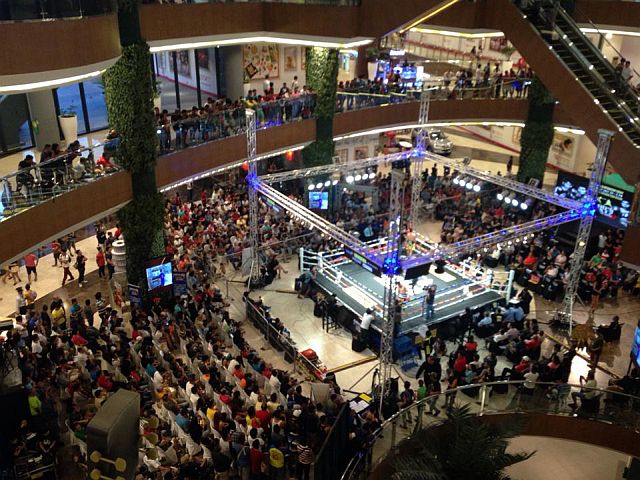 A fair-sized crowd watch the second installment of ‘Who’s Next?’Pro Boxing Series last July 30 at Robinsons Galleria Cebu Atrium. (CONTRIBUTED)