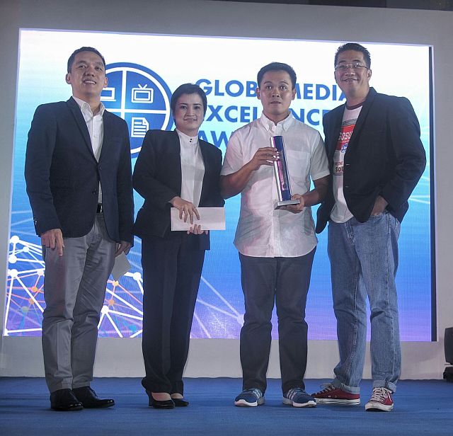 CDN senior reporter \Ador Vincent Mayol bags the awards Best Reporter for Print and Best Reporter for Online Portal in the 5th Globe Media Excellence Awards (GMEA); while CDN photogapher Ferdinand Edralin won as Best Photojournalist (CDN PHOTO/CHRISTIAN MANINGO).