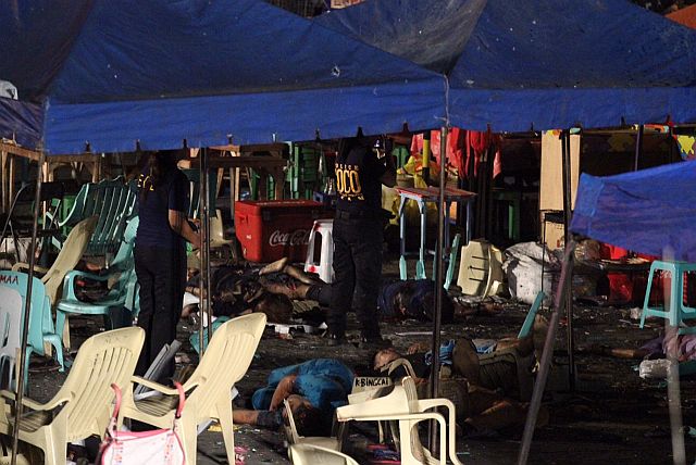 At least 15 people were killed in a powerful blast that ripped through a night market in Davao City on Friday evening (INQUIRER PHOTO). 