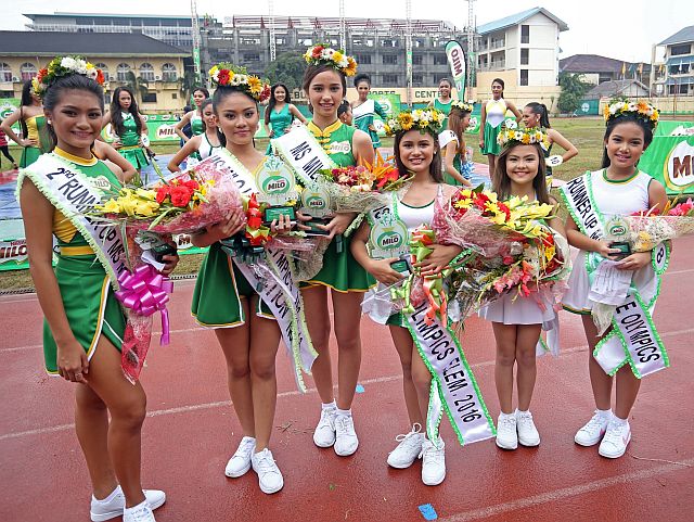 BEAUTY ROUND. Winners of the 2016 Miss Milo Little Olympics pose with their trophies. From left, 2nd runner-up Althea Mae Uy of Abellana National Night High School, secondary queen Mary Claire Briones of Abellana National School-Day and 1st runner-up Amanda Basnillo USP-F; elementary winner Angela Marie Gilstrap of USJ-R, 1st runner-up Margie Rae Markland of Monterey School Incorporated and 2nd runner-up Niña Blythe Boniel Mabolo Elementary School. (CDN PHOTO/LITO TECSON)